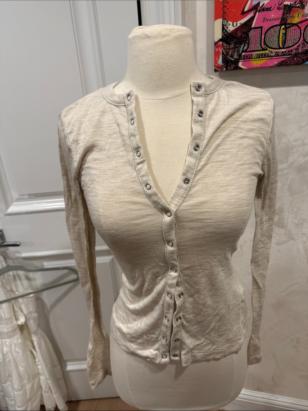 KOOKAÏ Light Beige Snap-Front Long Sleeve Top